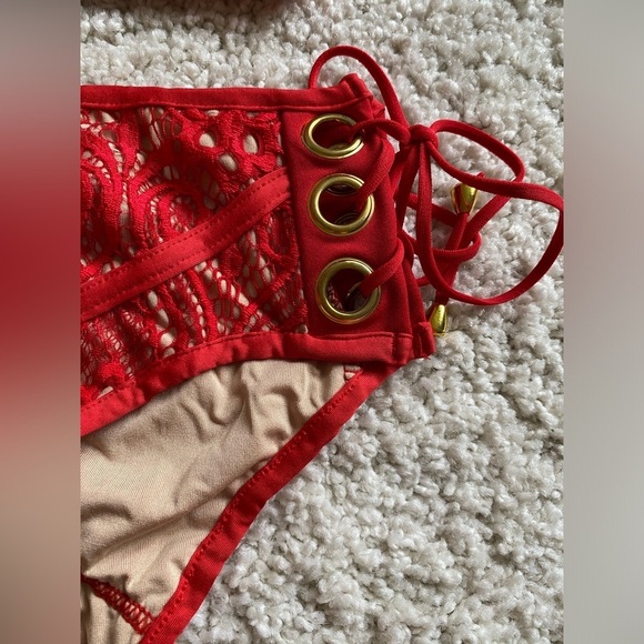 Red bikini lace design high rise high waist small bottom medium top NWT - Picture 7 of 14